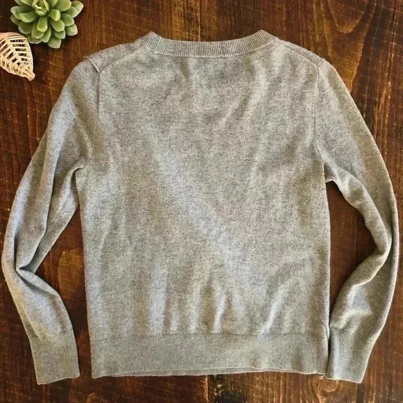 J. Crew | Mercantile - Gray Wool Blend Crewneck Sweater w/Diagonal Ruffle - Picture 3 of 6